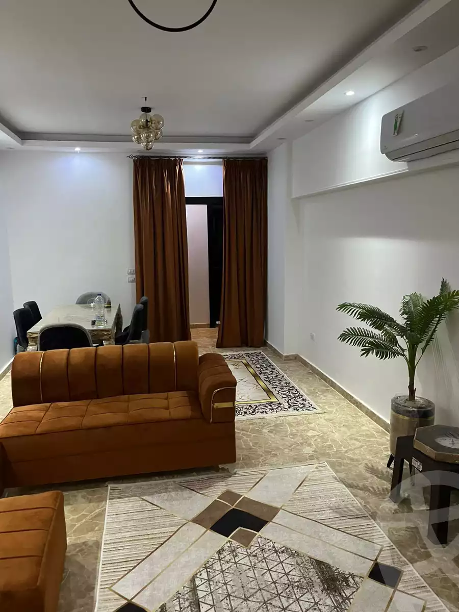 https://aqarmap.com.eg/en/listing/5699933-for-rent-cairo-new-cairo-compounds-town-residence