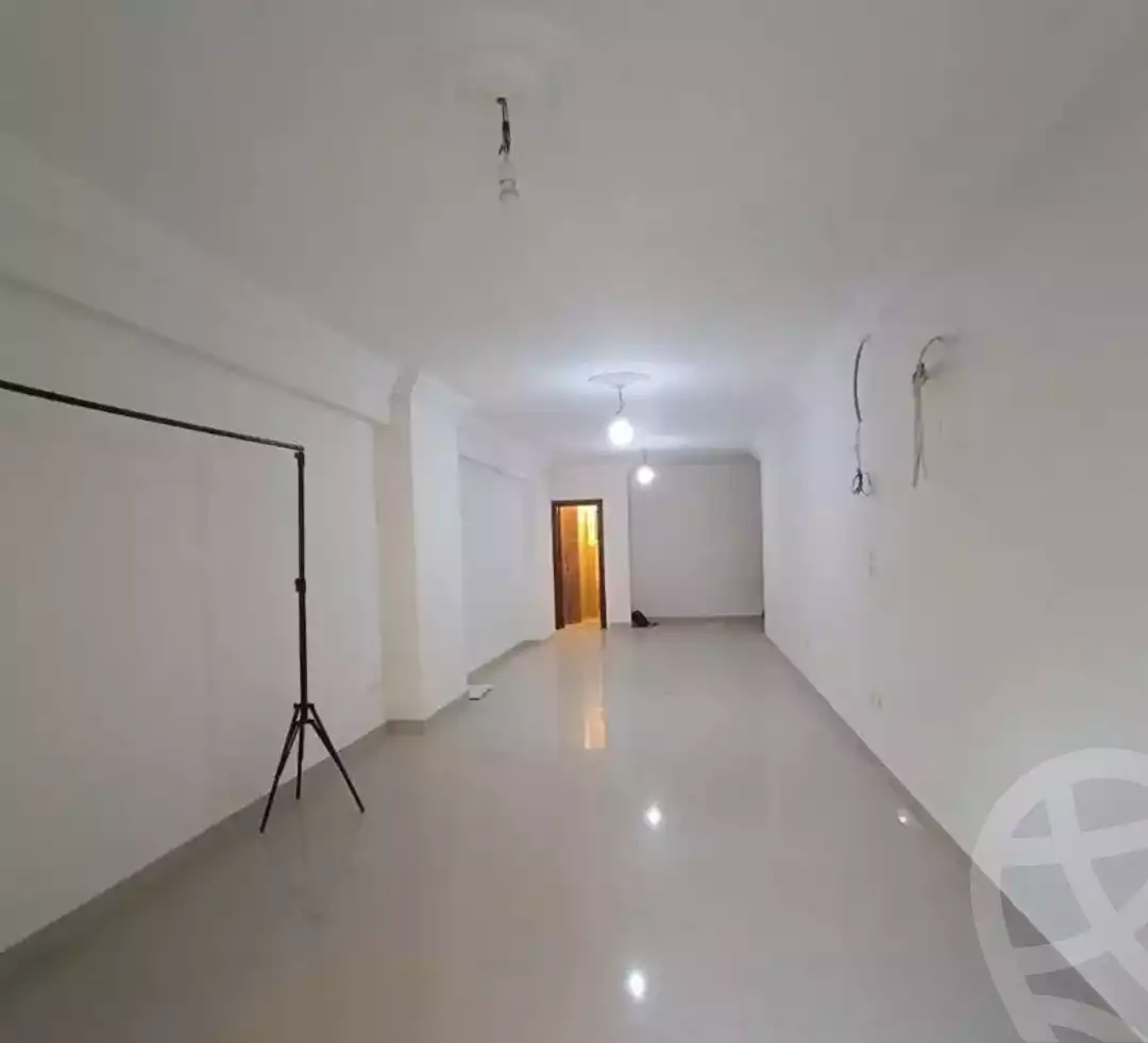 https://aqarmap.com.eg/en/listing/5700610-for-sale-alexandria-camp-cesar-port-said-street