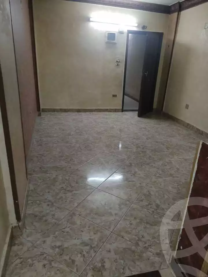 https://aqarmap.com.eg/en/listing/5701196-for-rent-cairo-mokattam-lhdb-l-ly