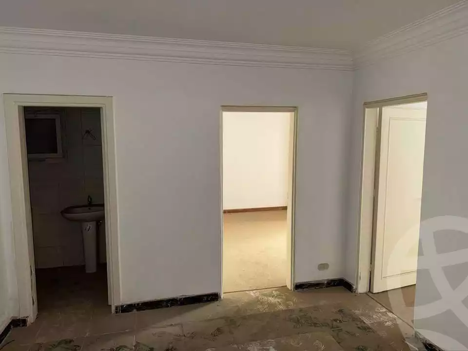 https://aqarmap.com.eg/ar/listing/5701807-for-sale-cairo-nasr-city-hay-el-waha-magles-el-wezraa-buildings