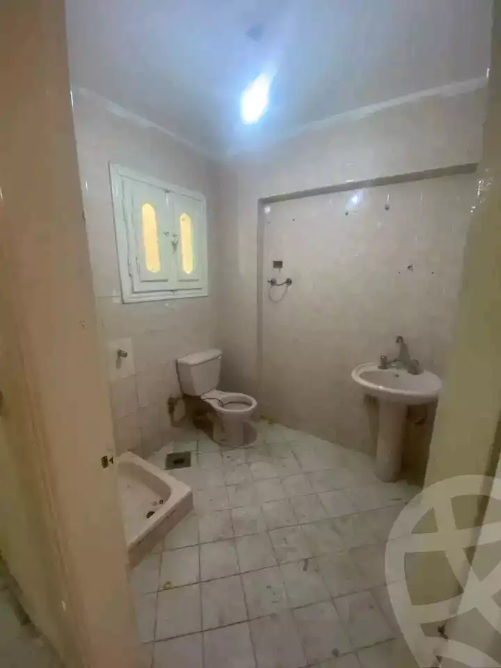 https://aqarmap.com.eg/ar/listing/5702518-for-sale-alexandria-l-jmy-lbytsh