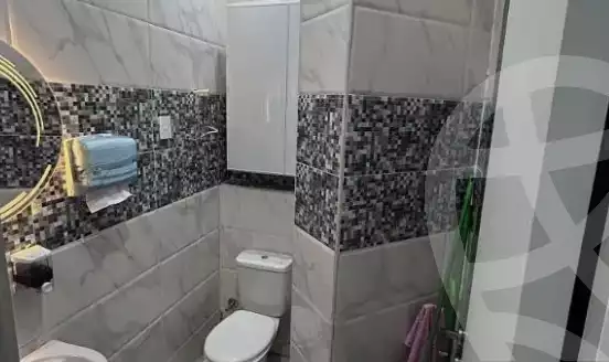 https://aqarmap.com.eg/en/listing/5702521-for-rent-cairo-el-shorouk-compounds-mwn-yrd-mwl-l-qry-jrwb