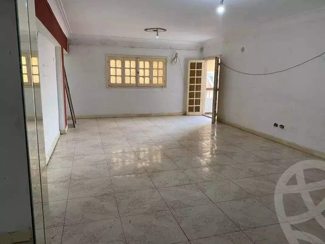 https://aqarmap.com.eg/ar/listing/5703767-for-sale-cairo-mokattam-lhdb-l-ly-shareaa-9