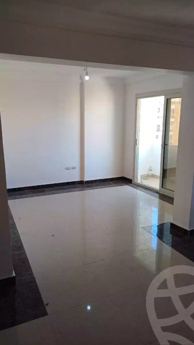 https://aqarmap.com.eg/en/listing/5704305-for-sale-alexandria-ganaklis