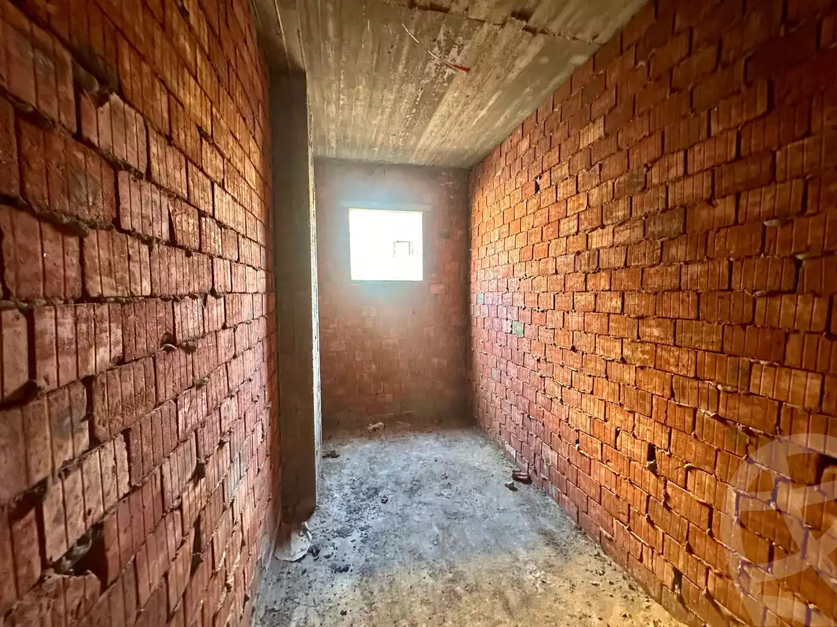 https://aqarmap.com.eg/en/listing/5705085-for-sale-cairo-mokattam-el-hadabah-el-wosta-6th-zone-salah-eldeen-alayobi-st