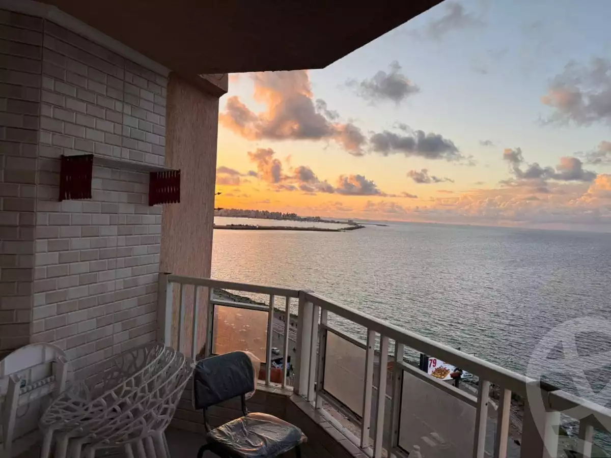 https://aqarmap.com.eg/en/listing/5705679-for-sale-alexandria-camp-cesar-el-gaish-rd