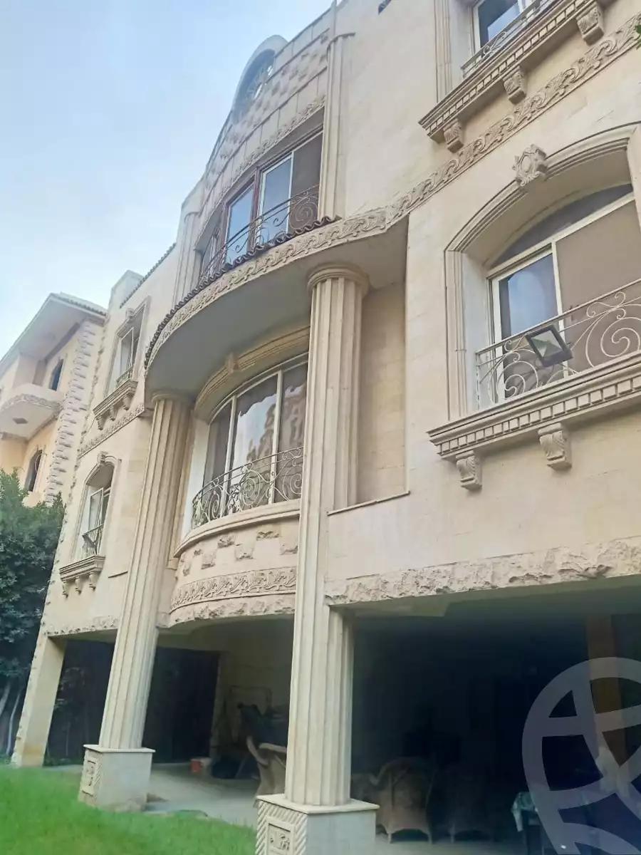 https://aqarmap.com.eg/en/listing/5705975-for-sale-cairo-el-sheikh-zayed-city-compounds-el-yasmeen-compound