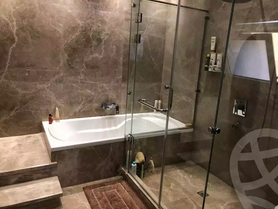 https://aqarmap.com.eg/en/listing/5706240-for-sale-cairo-el-sheikh-zayed-city-compounds-meadows-park