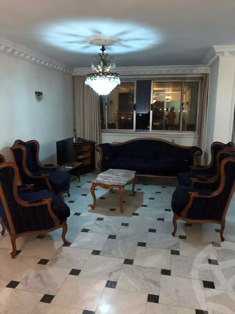 https://aqarmap.com.eg/en/listing/5706377-for-rent-cairo-al-zamalek-shr-hsn-sm