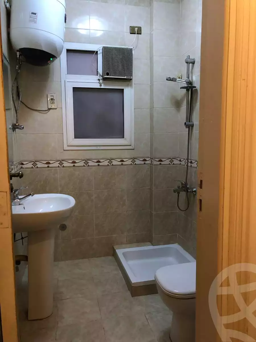 https://aqarmap.com.eg/en/listing/5706683-for-rent-cairo-el-sheikh-zayed-city-compounds-rawdet-zayed