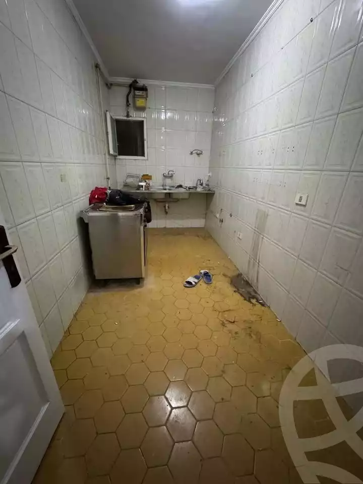 https://aqarmap.com.eg/en/listing/5706791-for-rent-alexandria-zezenia
