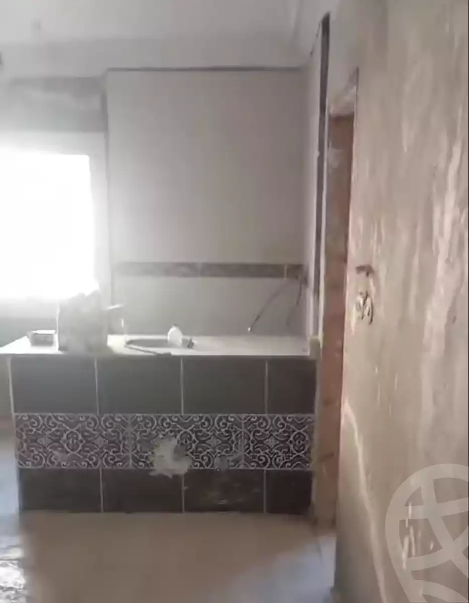 https://aqarmap.com.eg/ar/listing/5706805-for-sale-alexandria-l-jmy-lbytsh-el-hanafeya-st