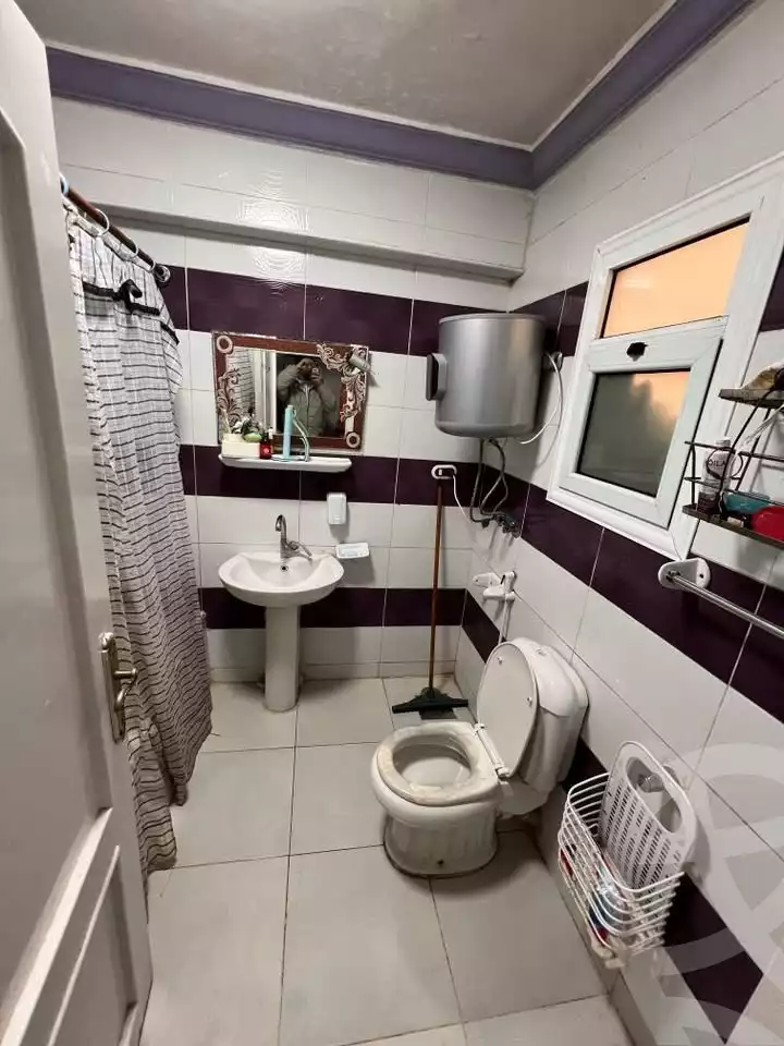 https://aqarmap.com.eg/ar/listing/5707317-for-sale-alexandria-moharram-bey-kanal-al-mahmoudeya-al-bahri-st