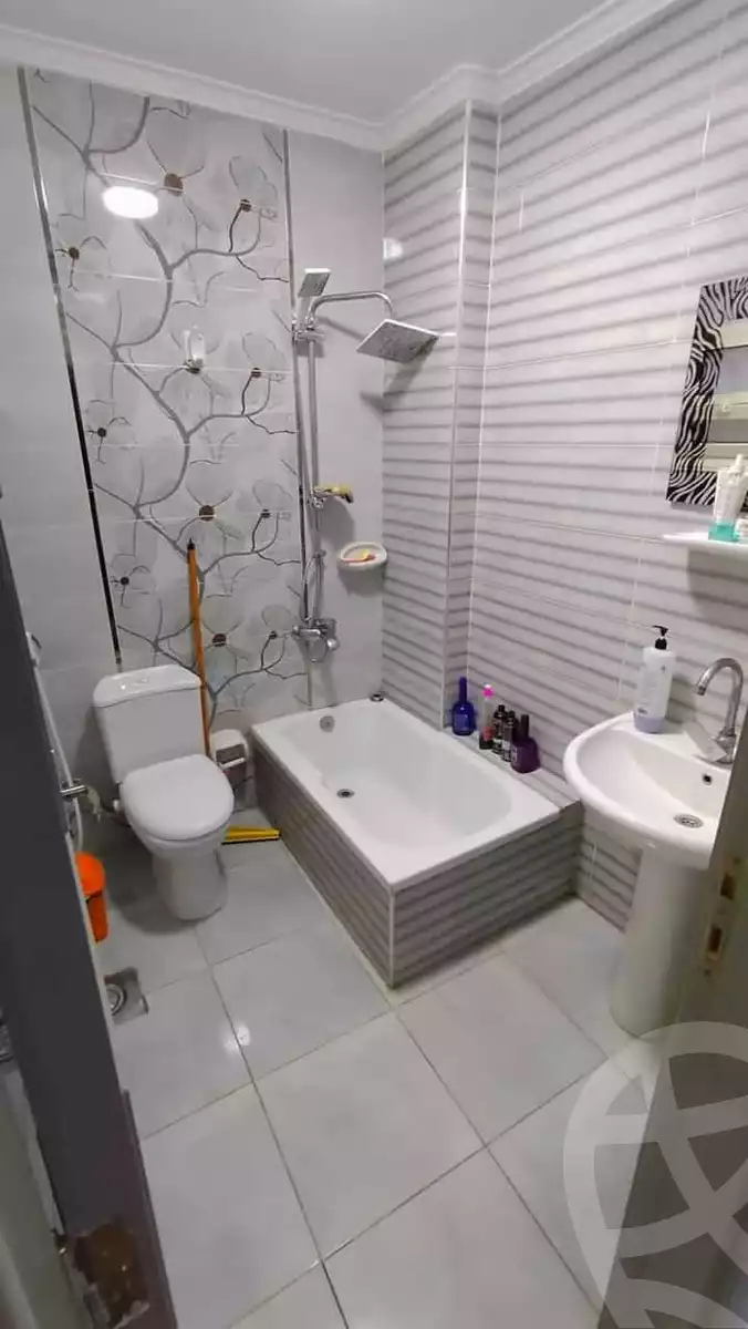 https://aqarmap.com.eg/en/listing/5707319-for-sale-alexandria-l-jmy-lbytsh-shahr-al-assal-st