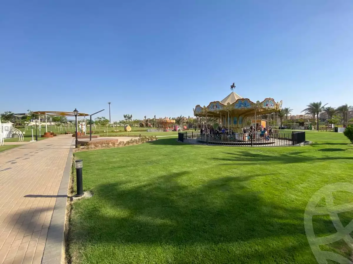 https://aqarmap.com.eg/ar/listing/5707665-for-sale-cairo-el-sheikh-zayed-city-compounds-zyd-wr-llttwyr-z-tower