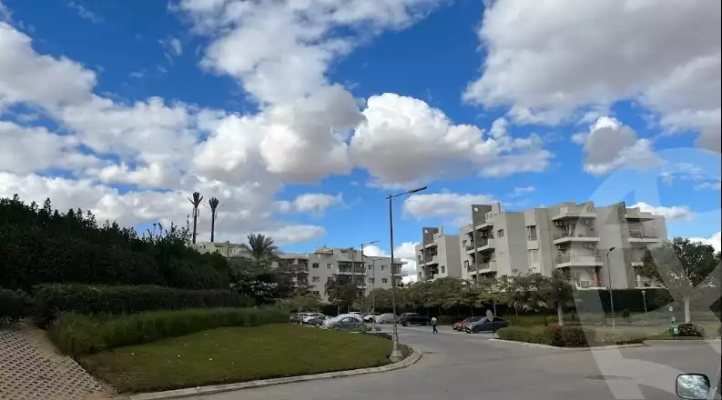 https://aqarmap.com.eg/en/listing/5708493-for-rent-cairo-el-sheikh-zayed-city-compounds-dh-drys
