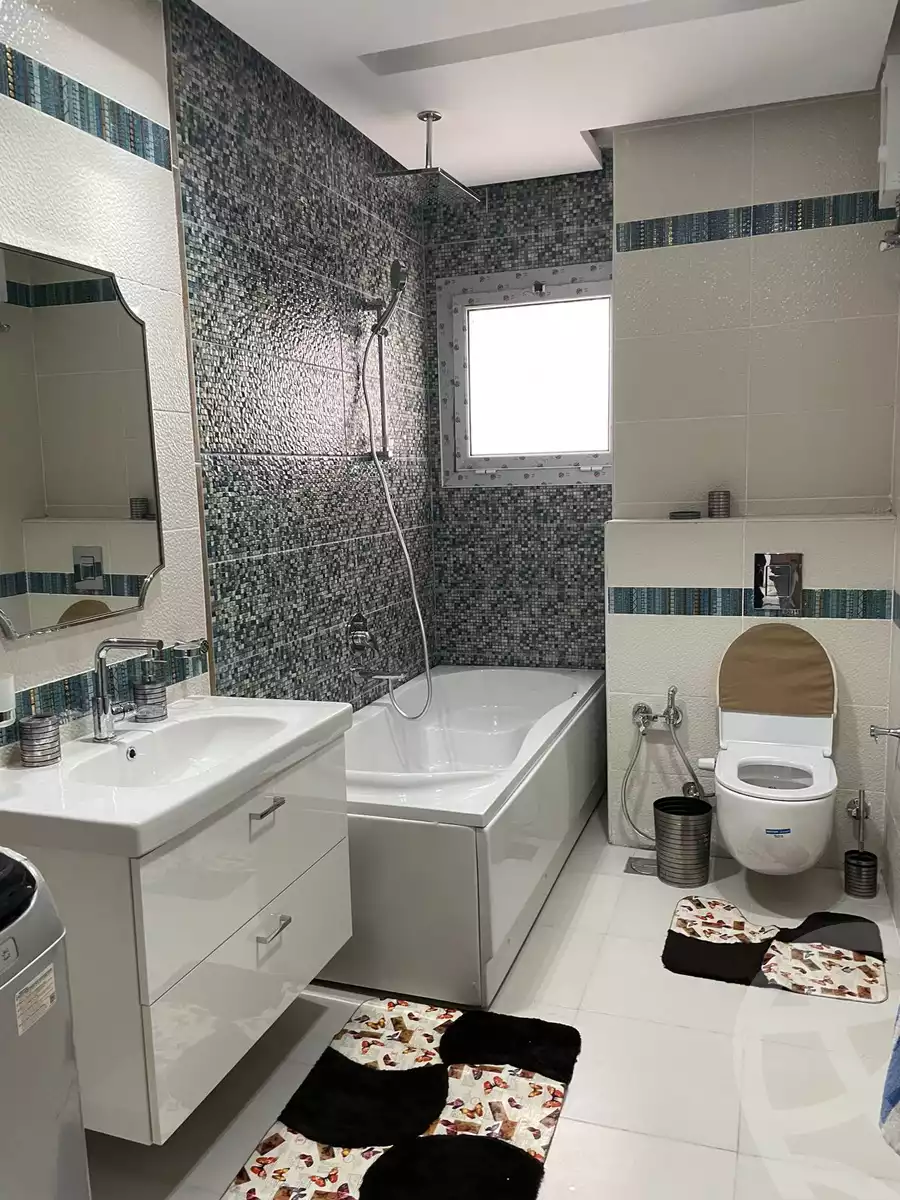 https://aqarmap.com.eg/ar/listing/5711189-for-rent-cairo-new-cairo-compounds-hyde-park-centre-ville-hyde-park