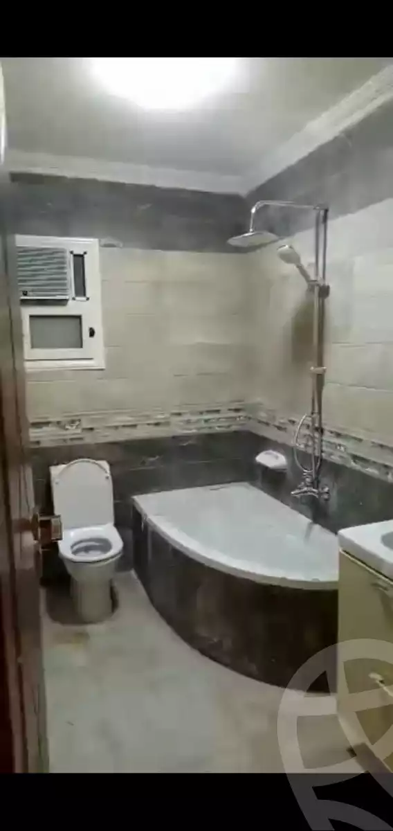 https://aqarmap.com.eg/ar/listing/5712355-for-sale-alexandria-l-jmy-lbytsh-el-reyad-st