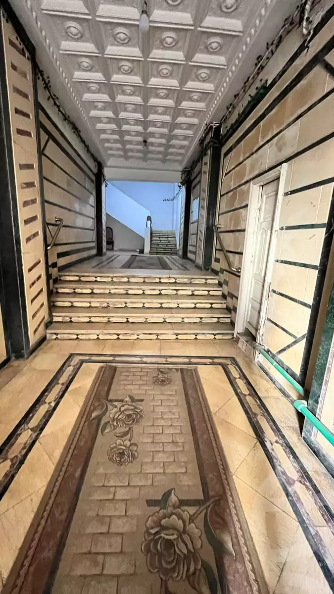 https://aqarmap.com.eg/en/listing/5712466-for-sale-alexandria-l-jmy-lbytsh-el-saleheen-mosque-st