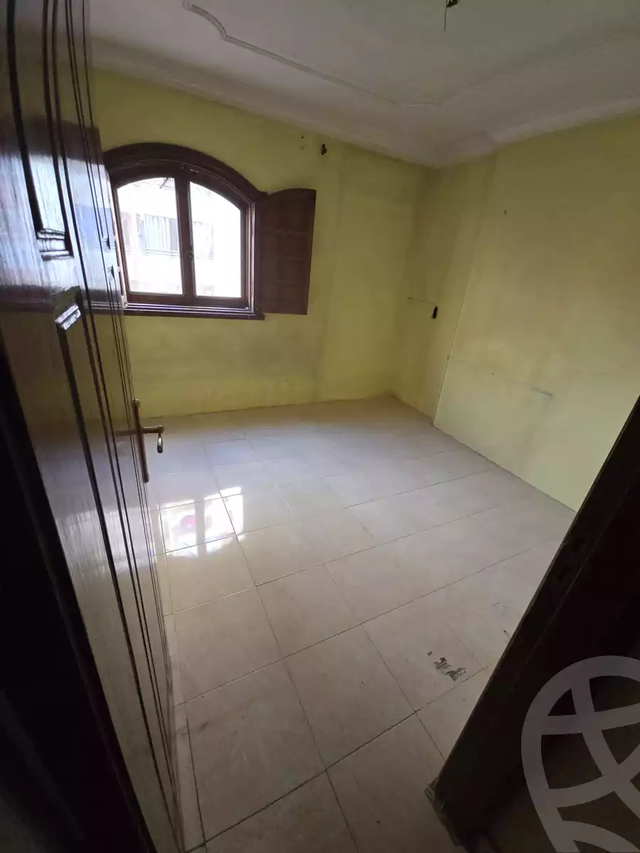 https://aqarmap.com.eg/en/listing/5714364-for-sale-cairo-helwan-helwan-el-sharkeya-mostafa-safwat-st
