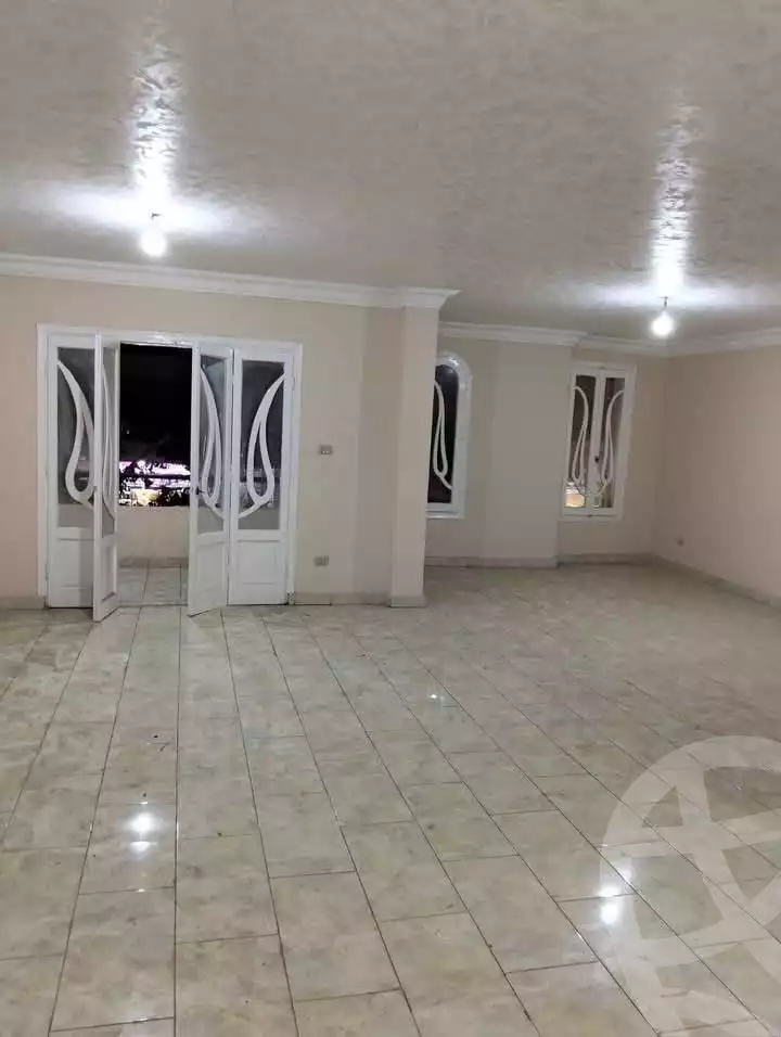 https://aqarmap.com.eg/ar/listing/5716181-for-rent-cairo-mokattam-lhdb-l-ly-shareaa-9