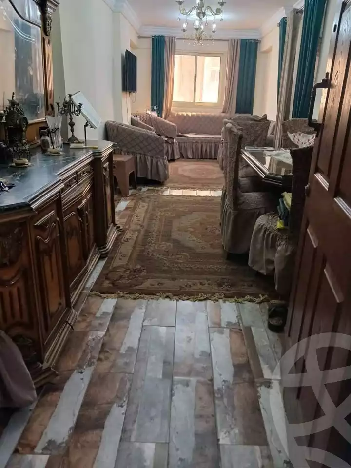 https://aqarmap.com.eg/en/listing/5718490-for-sale-alexandria-zezenia-mostafa-abd-el-razik-st