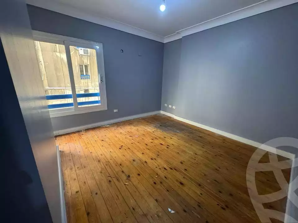 https://aqarmap.com.eg/ar/listing/5718514-for-rent-alexandria-zezenia