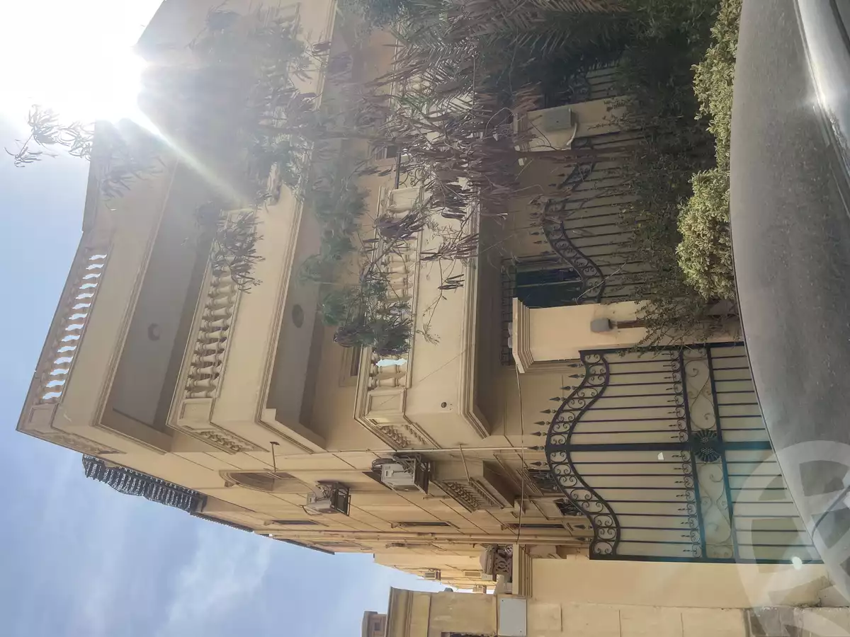 https://aqarmap.com.eg/en/listing/5721315-for-sale-cairo-new-cairo-el-ahyaa-third-neighborhood-street-1