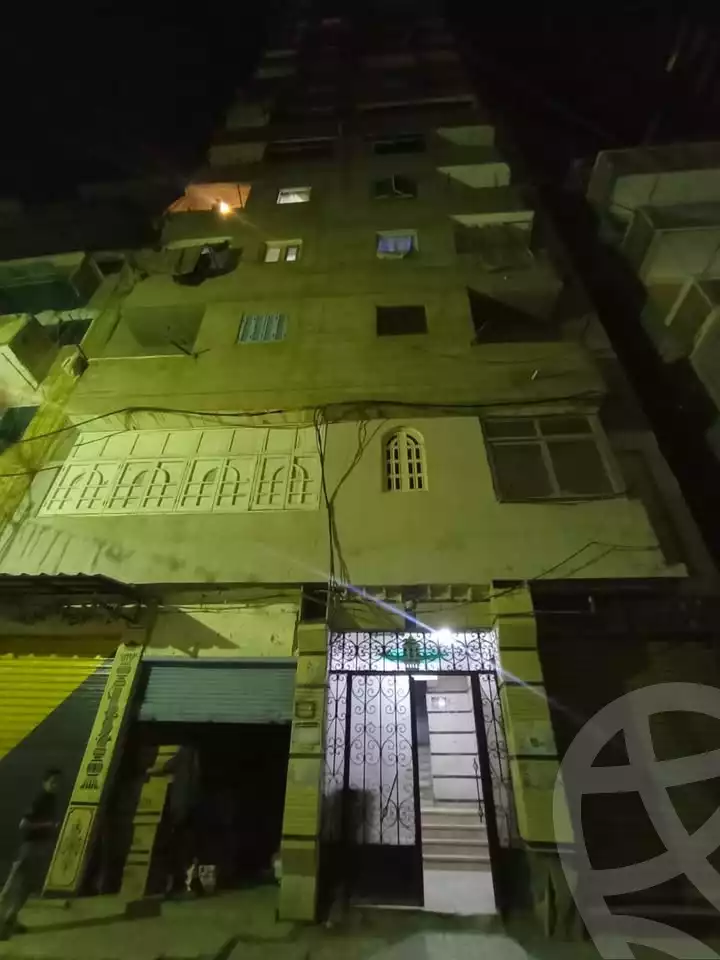 https://aqarmap.com.eg/ar/listing/5721728-for-sale-alexandria-el-asafra-l-sfr-bhry