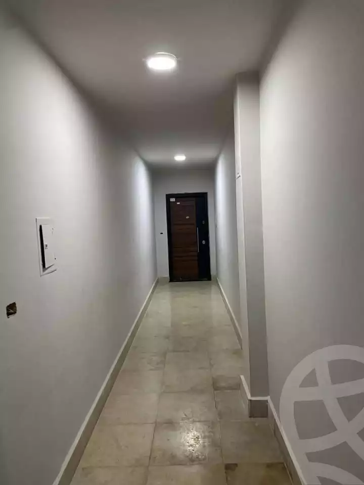 https://aqarmap.com.eg/en/listing/5722301-for-sale-cairo-mokattam-el-hadabah-el-wosta-compounds-vittoria-compound-seven-stars