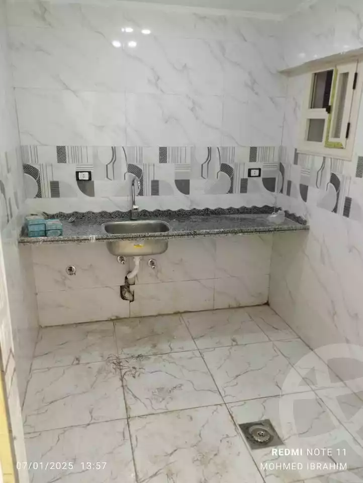 https://aqarmap.com.eg/ar/listing/5722574-for-sale-alexandria-l-jmy-el-hanouvel-el-hag-radwan-mosque-st