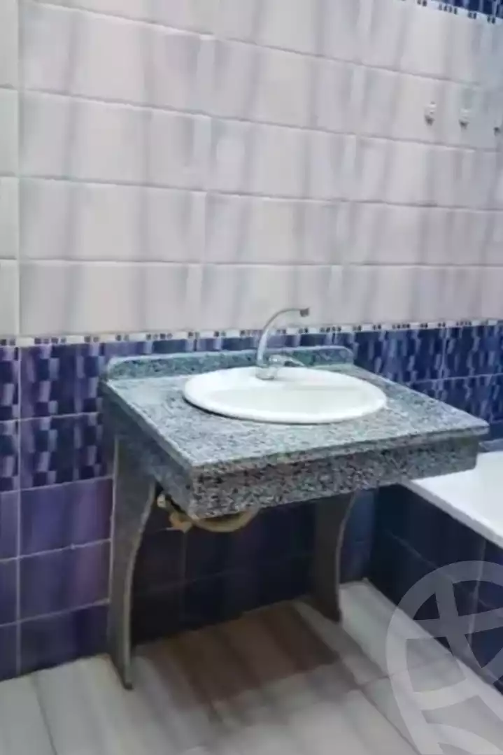 https://aqarmap.com.eg/en/listing/5723618-for-sale-alexandria-l-jmy-el-hanouvel-yathreb-st