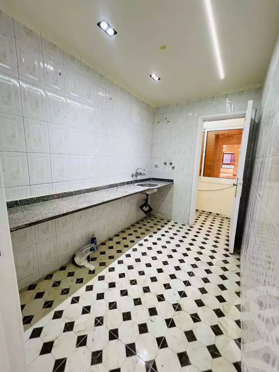 https://aqarmap.com.eg/en/listing/5723751-for-sale-alexandria-l-jmy-shataa-el-nakheel