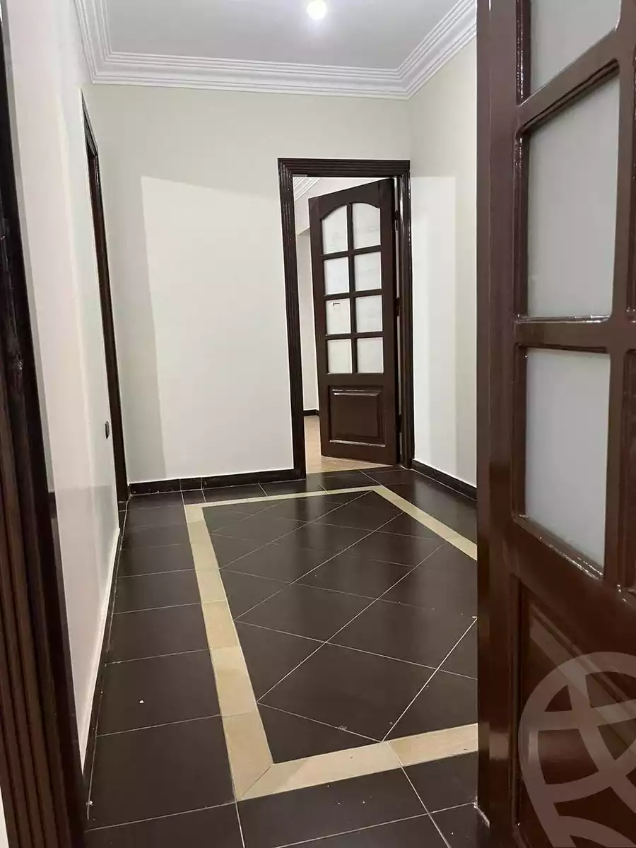 https://aqarmap.com.eg/en/listing/5724535-for-sale-cairo-nozha-2-el-khamseen-st