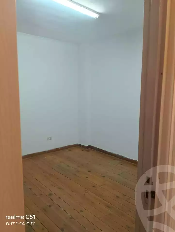 https://aqarmap.com.eg/en/listing/5725604-for-rent-cairo-mokattam-lhdb-l-ly-el-naforah-square