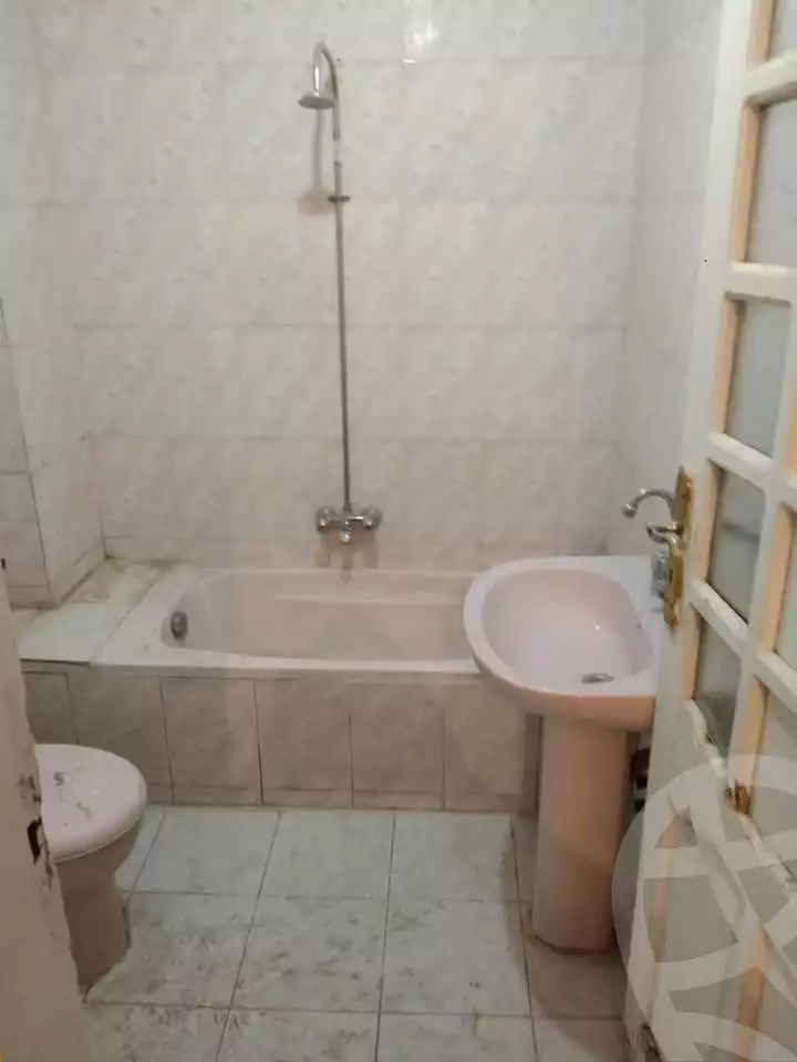 https://aqarmap.com.eg/en/listing/5725612-for-rent-cairo-el-zaytun-hadayek-el-zayton