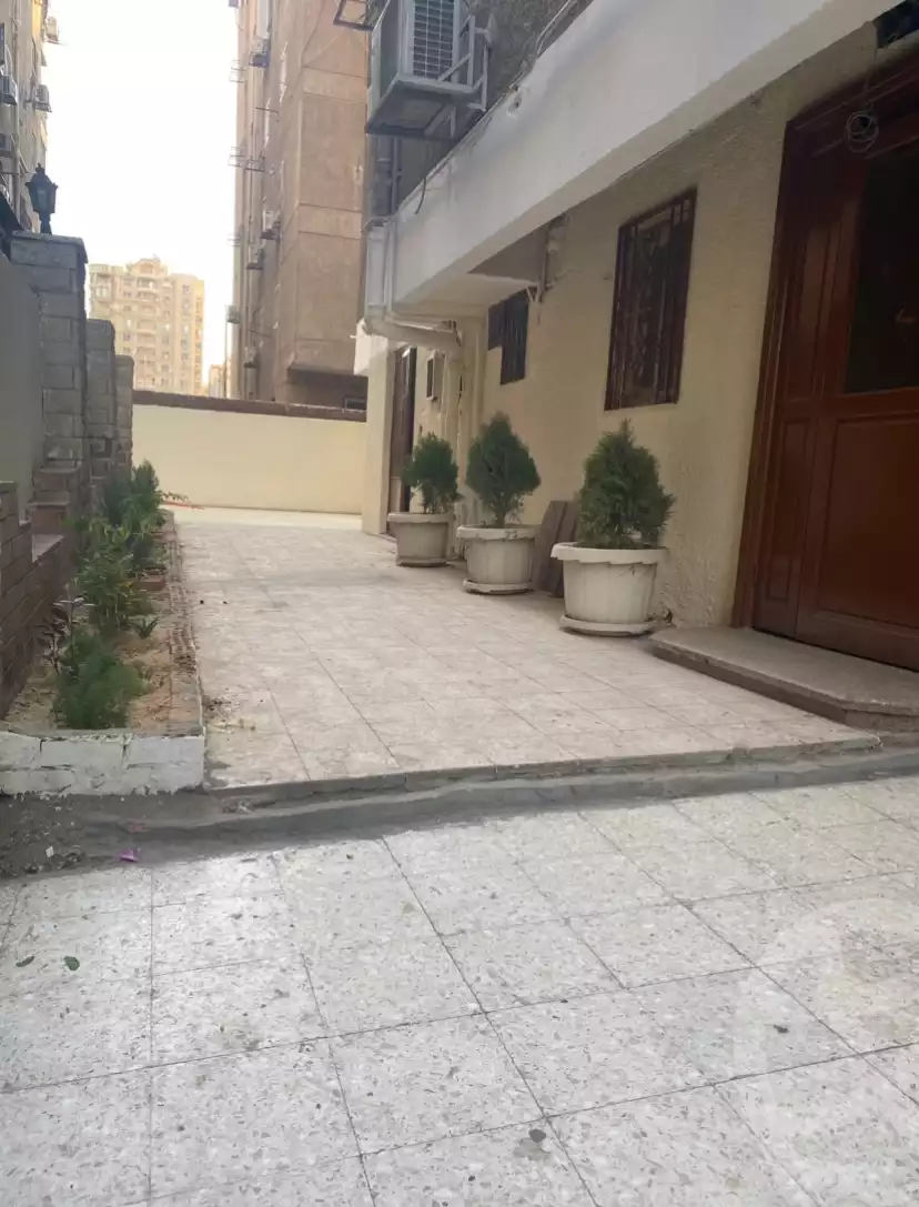 https://aqarmap.com.eg/en/listing/5612998-for-rent-cairo-nasr-city-mostafa-el-nahaas-st