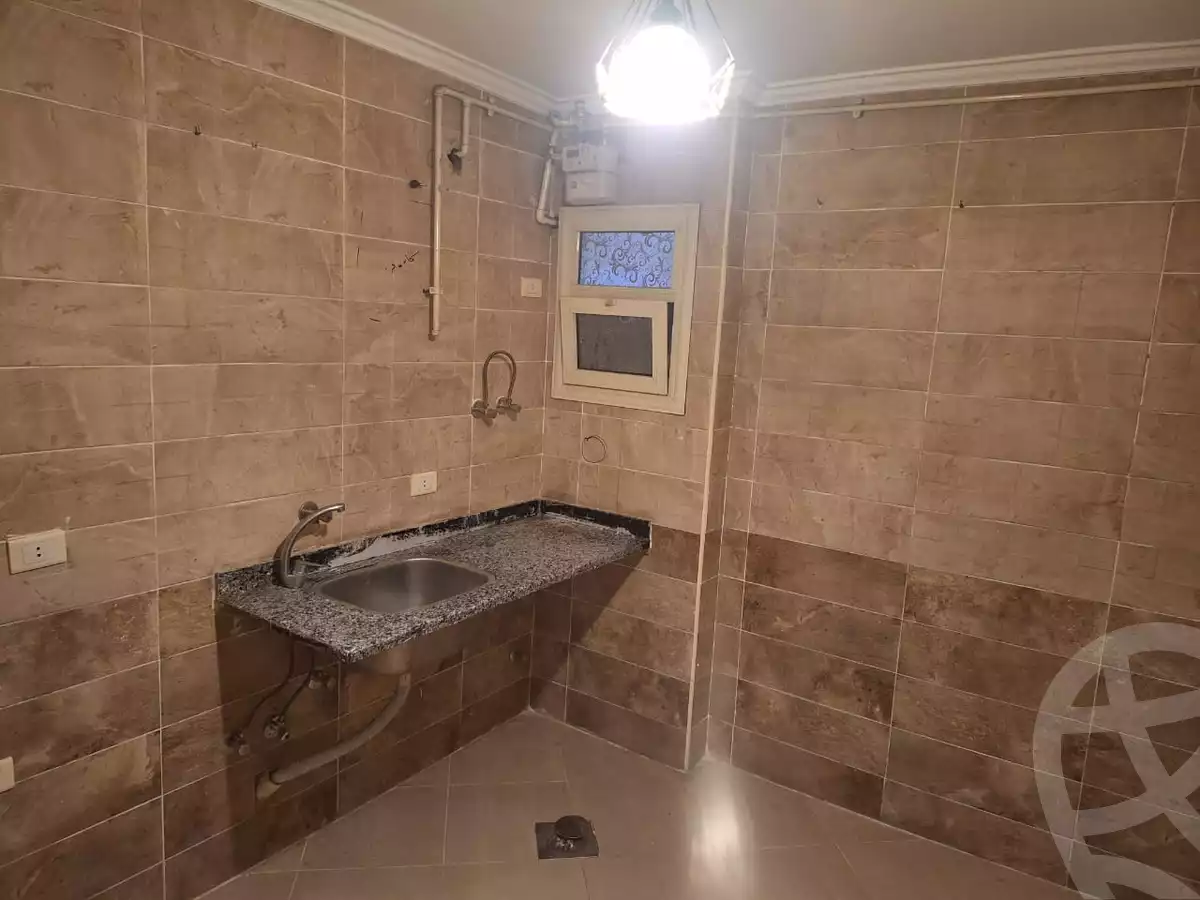 https://aqarmap.com.eg/ar/listing/5733555-for-rent-cairo-el-maadi-zahraa-el-maadi-al-khamseen-st