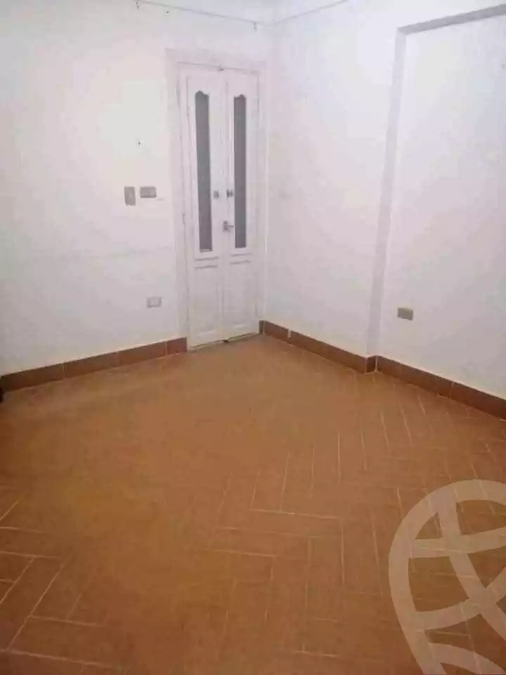https://aqarmap.com.eg/ar/listing/5734457-for-sale-alexandria-l-jmy-lbytsh-al-kaada-st