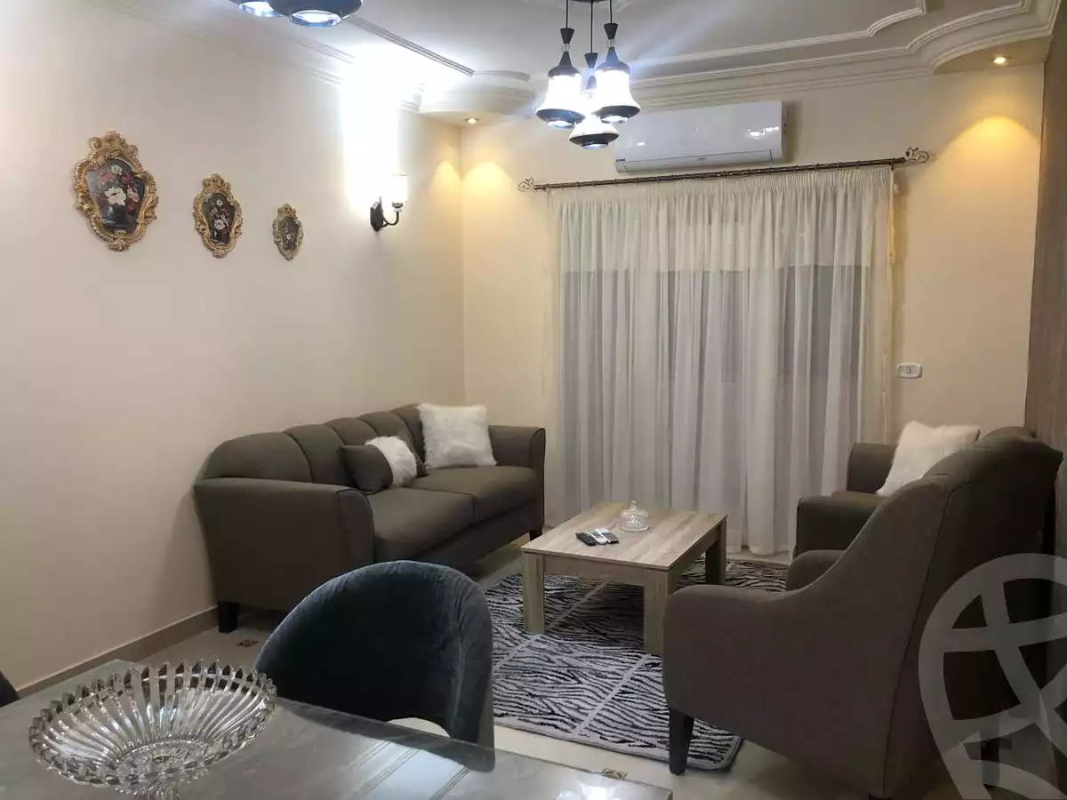 https://aqarmap.com.eg/ar/listing/5735126-for-rent-cairo-el-sheikh-zayed-city-compounds-rawdet-zayed