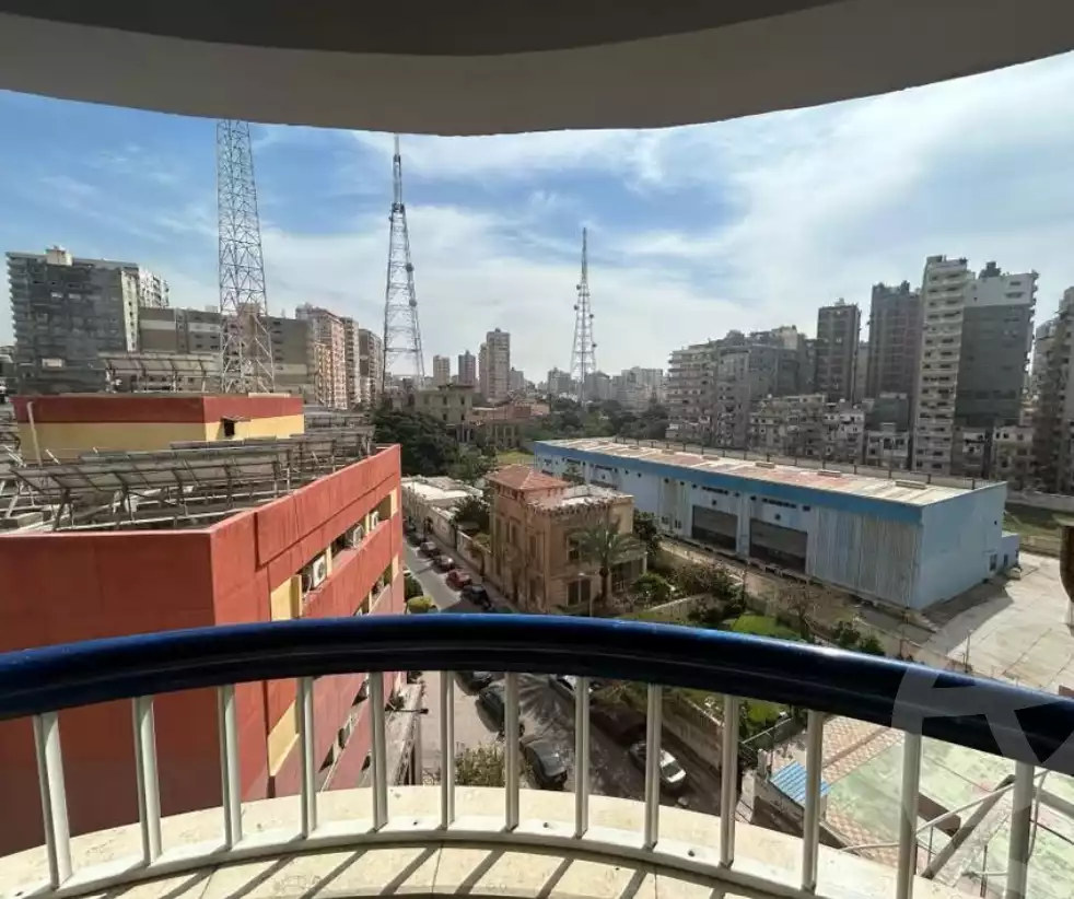 https://aqarmap.com.eg/en/listing/5735282-for-sale-alexandria-zezenia