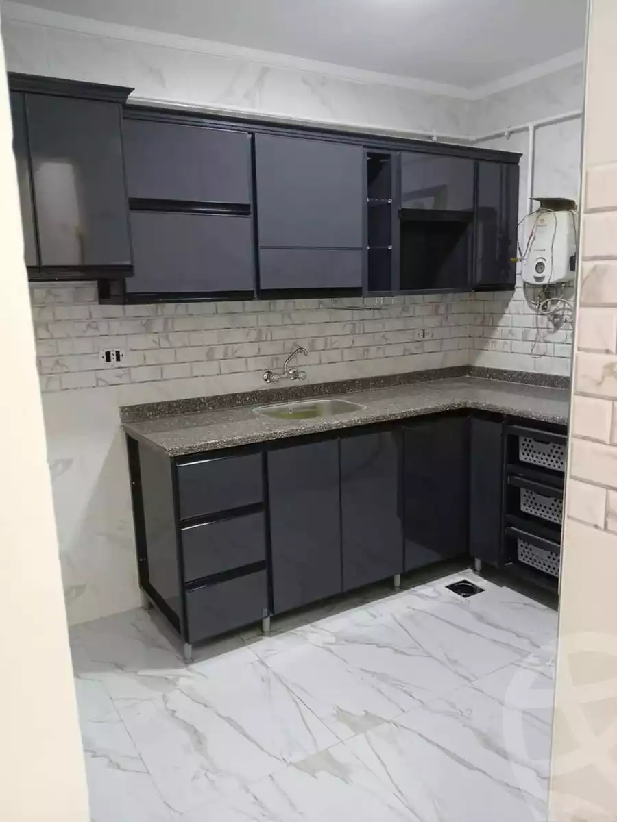 https://aqarmap.com.eg/en/listing/5737984-for-sale-alexandria-l-jmy-lbytsh-ain-shams-st