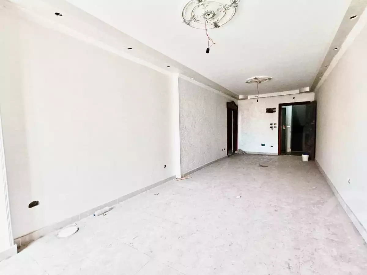 https://aqarmap.com.eg/ar/listing/5738046-for-sale-alexandria-camp-cesar