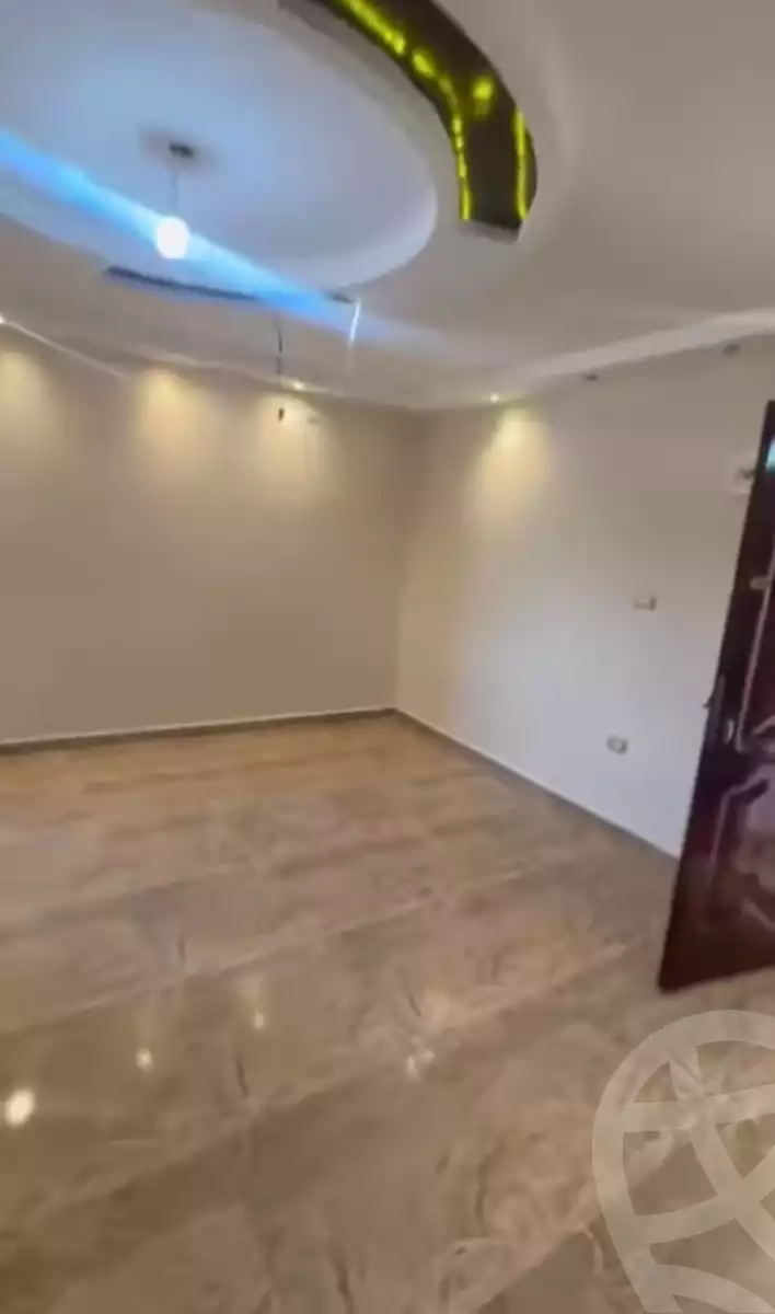 https://aqarmap.com.eg/ar/listing/5739225-for-sale-alexandria-l-jmy-el-hanouvel-abo-bakr-el-sedeek-st