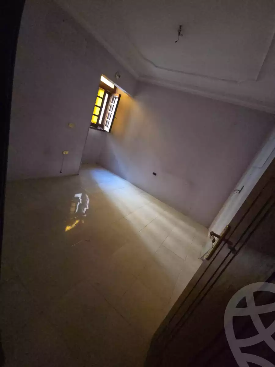 https://aqarmap.com.eg/en/listing/5739968-for-sale-cairo-helwan-helwan-el-sharkeya-mostafa-safwat-st