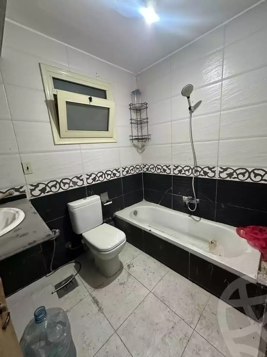 https://aqarmap.com.eg/en/listing/5740112-for-sale-cairo-elnozha-Streettt-27