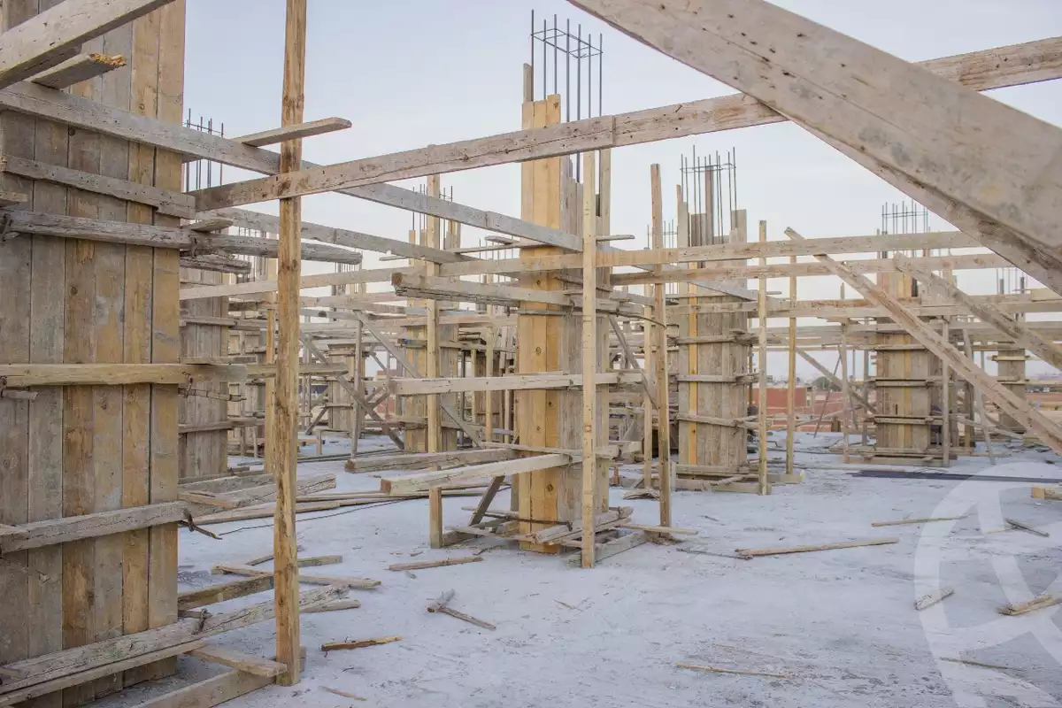 https://aqarmap.com.eg/ar/listing/5741547-for-sale-cairo-el-shorouk-compounds-sky-view-compound-emaar