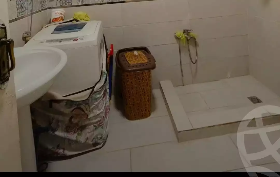 https://aqarmap.com.eg/ar/listing/5744306-for-sale-alexandria-l-jmy-lbytsh-el-reyad-st