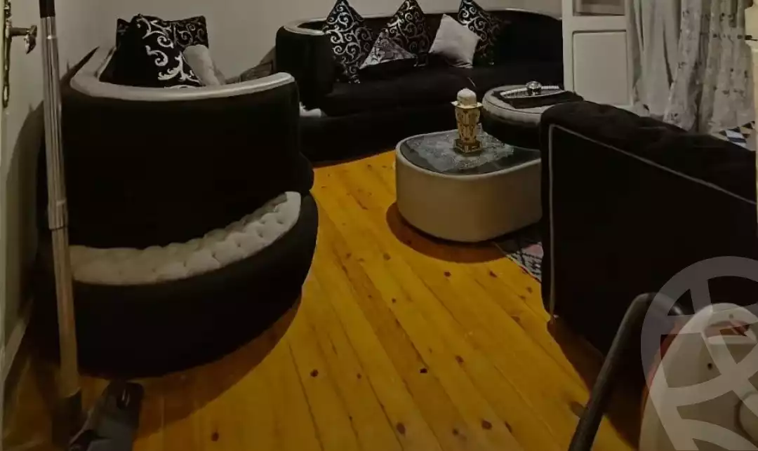 https://aqarmap.com.eg/ar/listing/5744306-for-sale-alexandria-l-jmy-lbytsh-el-reyad-st