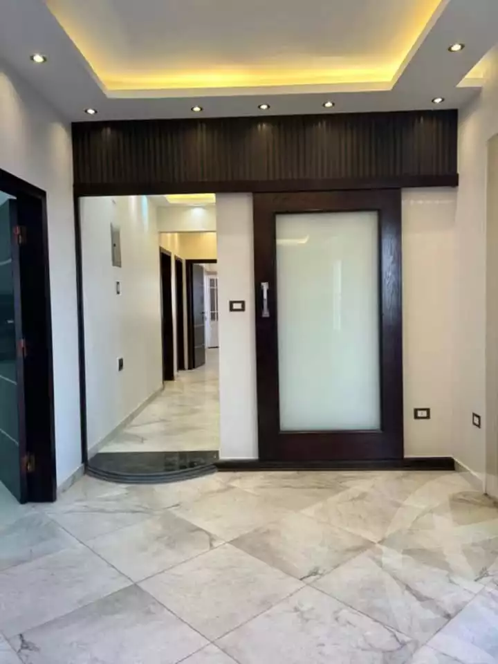 https://aqarmap.com.eg/en/listing/5744343-for-sale-gharbia-tanta-tanta-city-al-helw-st